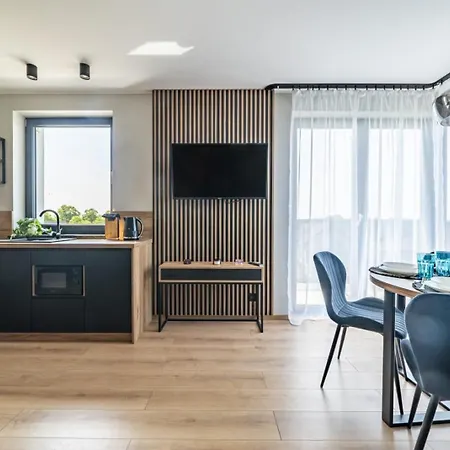 Apartamenty I Pokoje Zlote Piaski Jastrzebia Gora Exterior photo