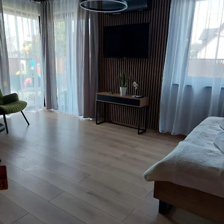 Apartamenty I Pokoje Zlote Piaski Jastrzebia Gora Exterior photo