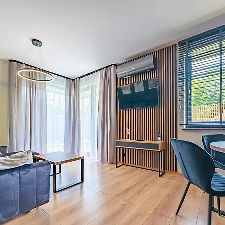 Apartamenty I Pokoje Zlote Piaski Jastrzebia Gora Exterior photo